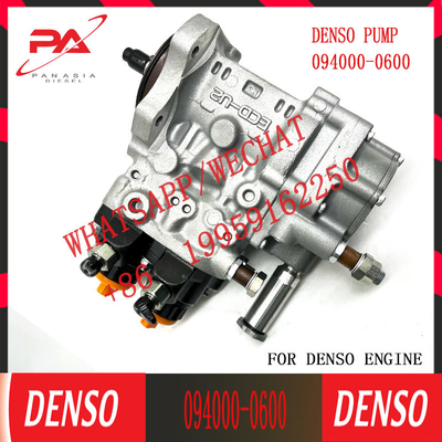 PC1250 PC1250-8 6D170 SAA6D170E-5 Pompa di iniezione del carburante del motore 6245-71-1101 094000-0600